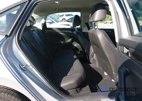 2020 Volkswagen Passat 2.0T R-Line from USA, damaged, VIN 1VWMA7A35LC021877